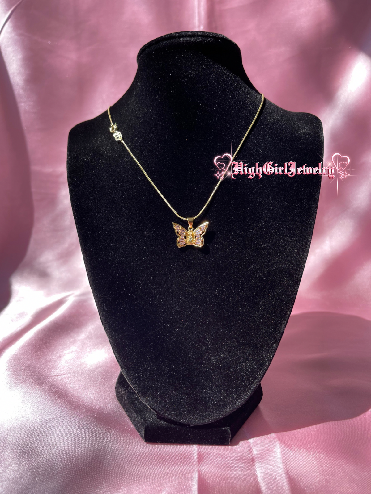 Virgin Mary Mariposa Necklace♡