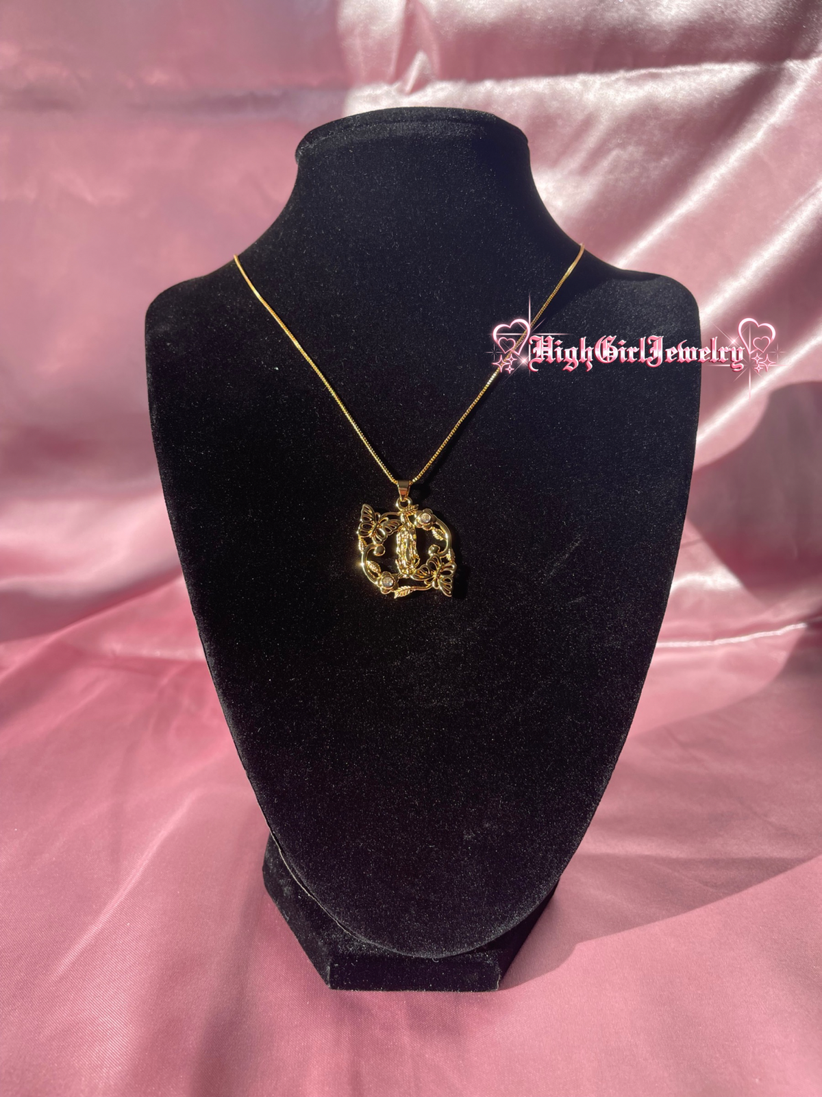 Divine Mariposa Virgin Mary Necklace♡